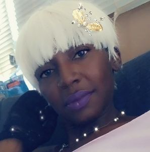 Meet your Posher, Lorene